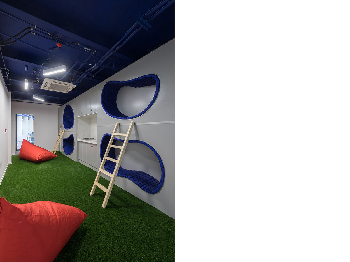 Tosan Headquarter (4)